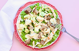 Creamy Caesar Chicken Salad with Homemade Mayo Recipe / @spotebi